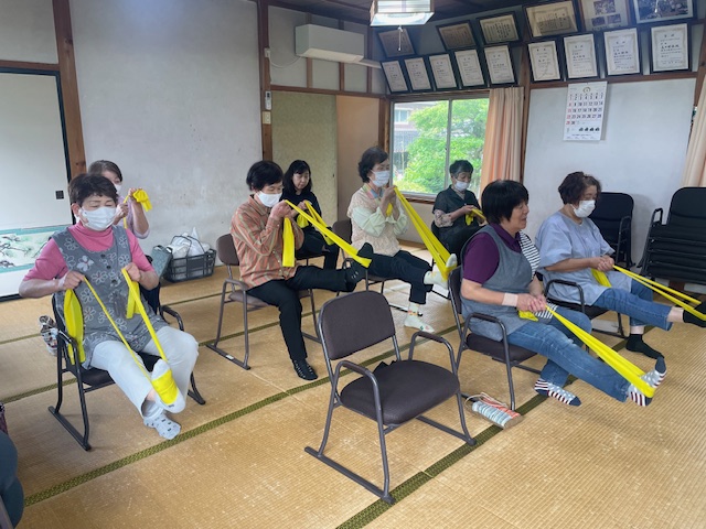 サロン (1)